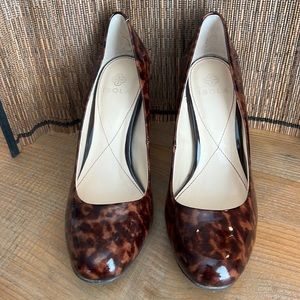 Women’s animal print shoes
